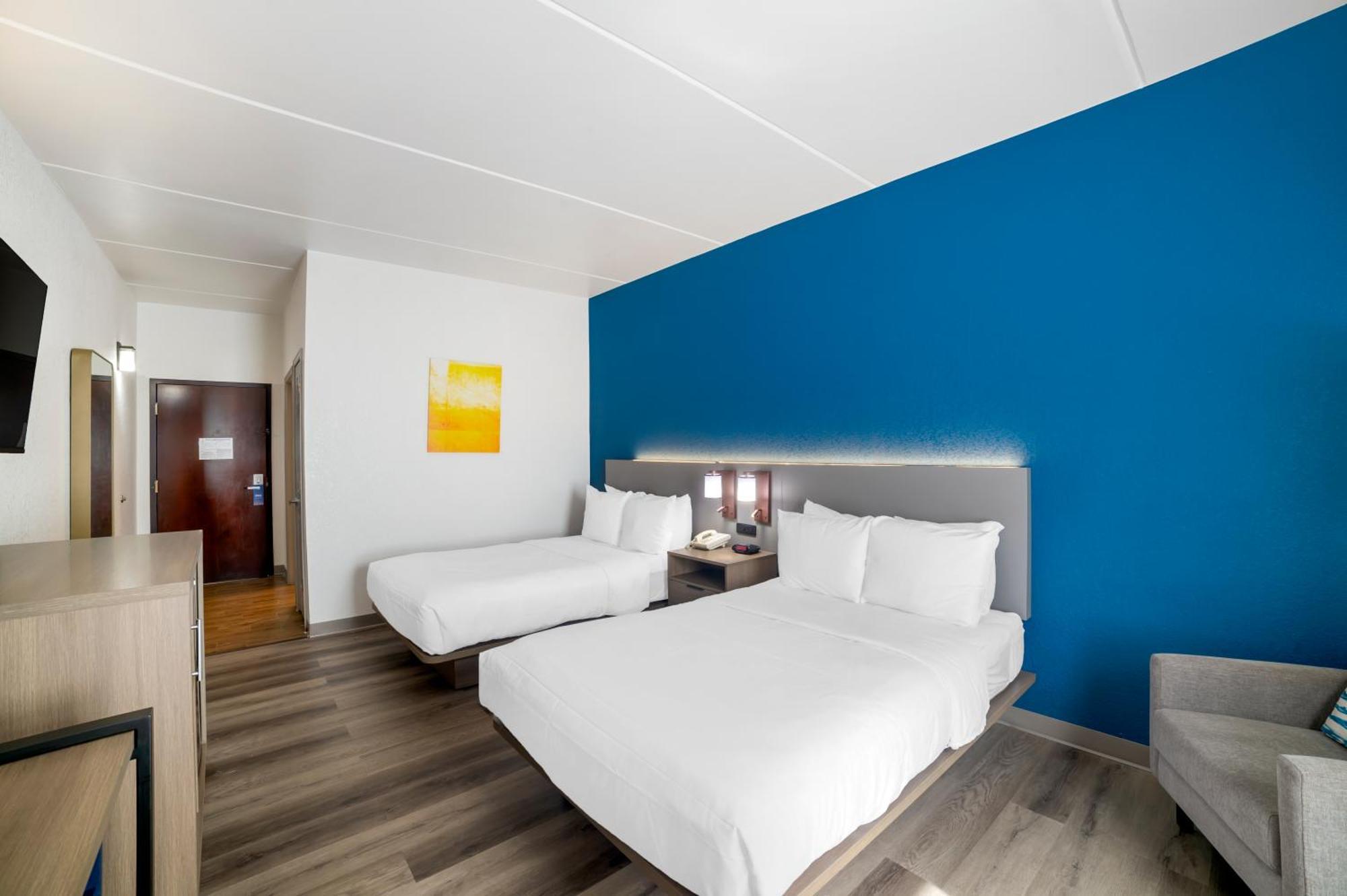 Inn Comfort Asheville Airport 2*