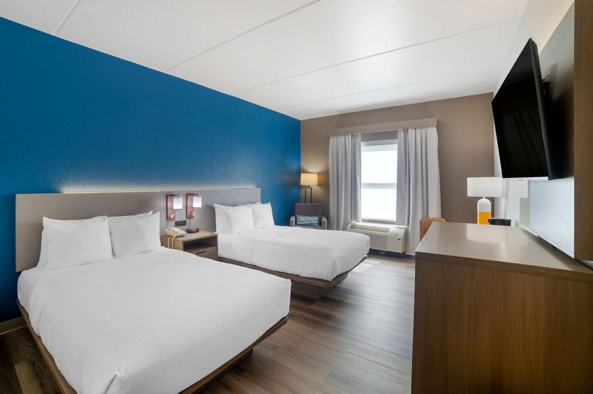 Comfort Asheville Airport Inn 2*